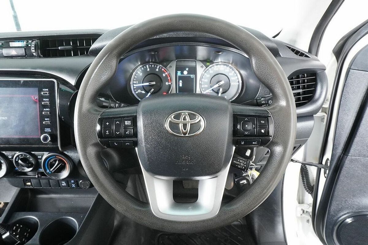 2021 Toyota Hilux SR (4x4) GUN126R Facelift 4X4