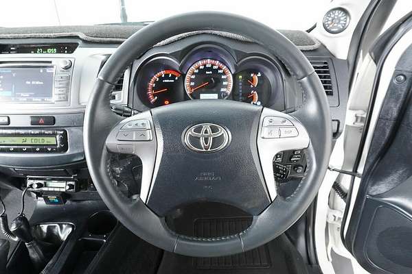 2015 Toyota Hilux SR5 (4x4) KUN26R MY14 4X4