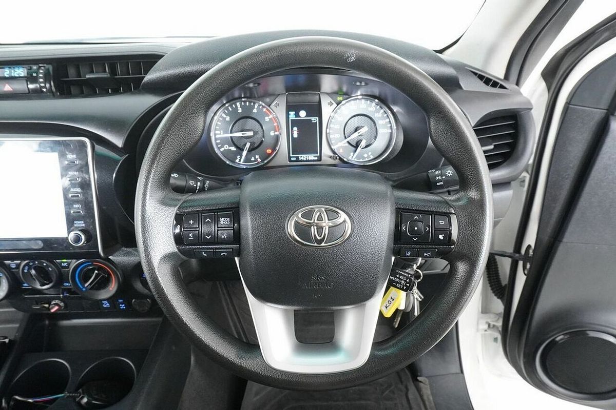2021 Toyota Hilux SR (4x4) GUN126R Facelift 4X4