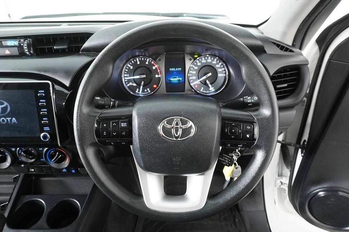 2021 Toyota Hilux SR (4x4) GUN126R Facelift 4X4