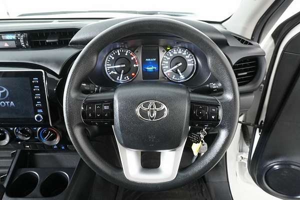 2021 Toyota Hilux SR (4x4) GUN126R Facelift 4X4