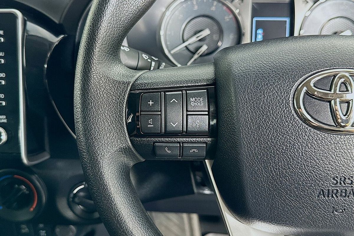 2024 Toyota Hilux SR (4x4) GUN126R 4X4