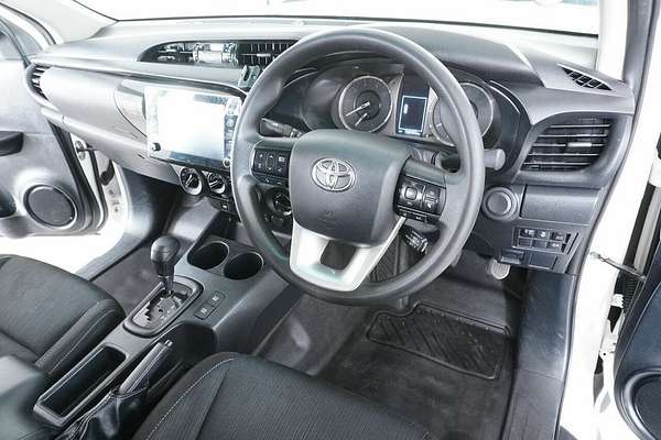 2021 Toyota Hilux SR (4x4) GUN126R Facelift 4X4