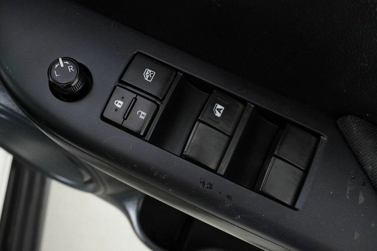 2020 Toyota Hilux SR (4x4) GUN126R MY19 Upgrade 4X4