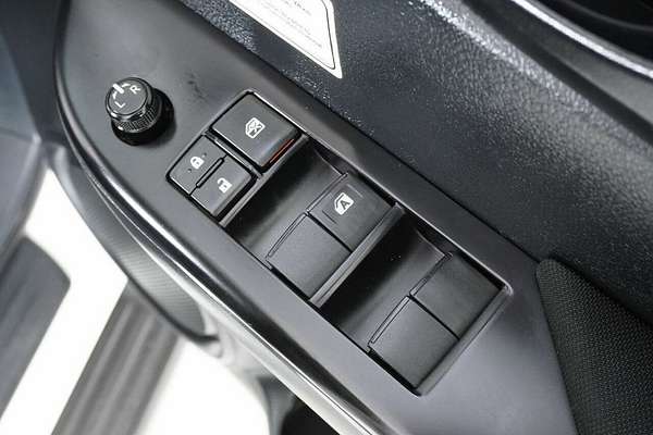 2021 Toyota Hilux SR (4x4) GUN126R Facelift 4X4