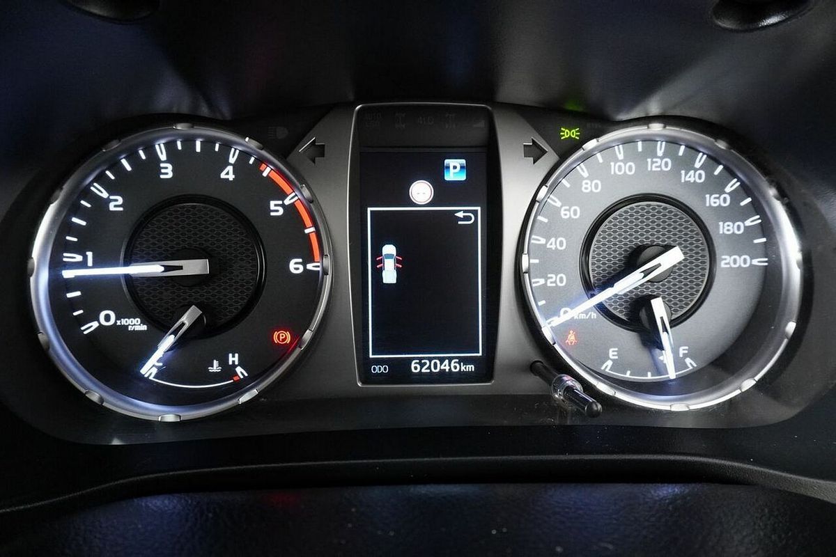 2021 Toyota Hilux SR (4x4) GUN126R Facelift 4X4