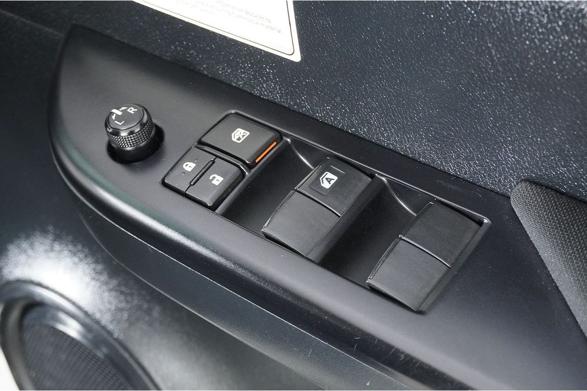 2021 Toyota Hilux SR (4x4) GUN126R 4X4