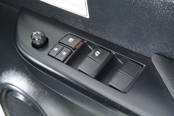 2021 Toyota Hilux SR (4x4) GUN126R 4X4