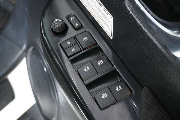 2021 Toyota Hilux SR5 (4x4) GUN126R Facelift 4X4