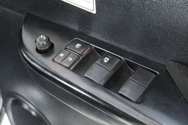 2021 Toyota Hilux SR (4x4) GUN126R Facelift 4X4