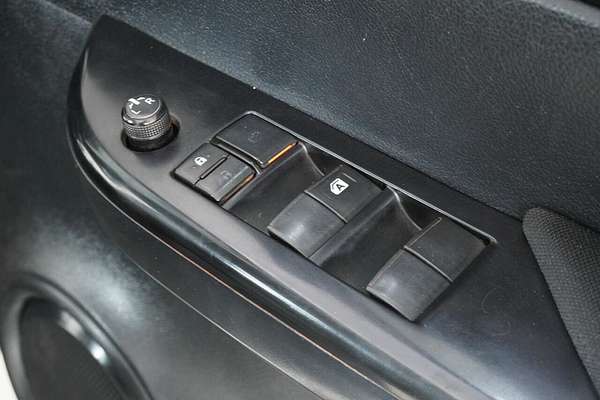 2019 Toyota Hilux SR (4x4) GUN126R MY19 4X4