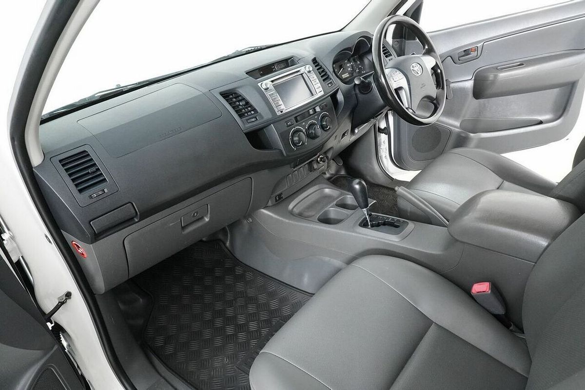 2015 Toyota Hilux Workmate TGN16R MY14 Rear Wheel Drive
