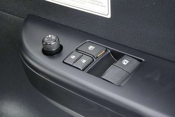 2021 Toyota Hilux SR (4x4) GUN126R Facelift 4X4