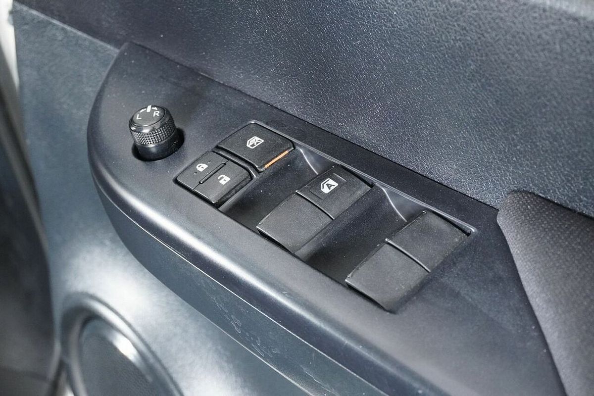2022 Toyota Hilux SR (4x4) GUN126R 4X4