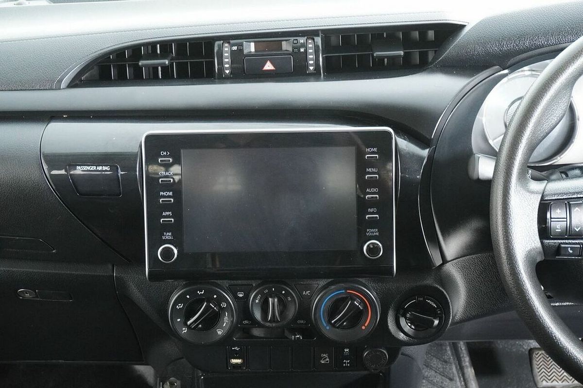 2021 Toyota Hilux SR (4x4) GUN126R Facelift 4X4