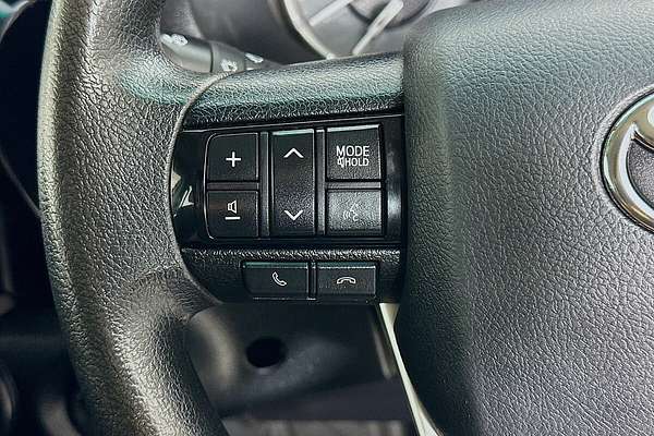 2021 Toyota Hilux SR (4x4) GUN126R Facelift 4X4