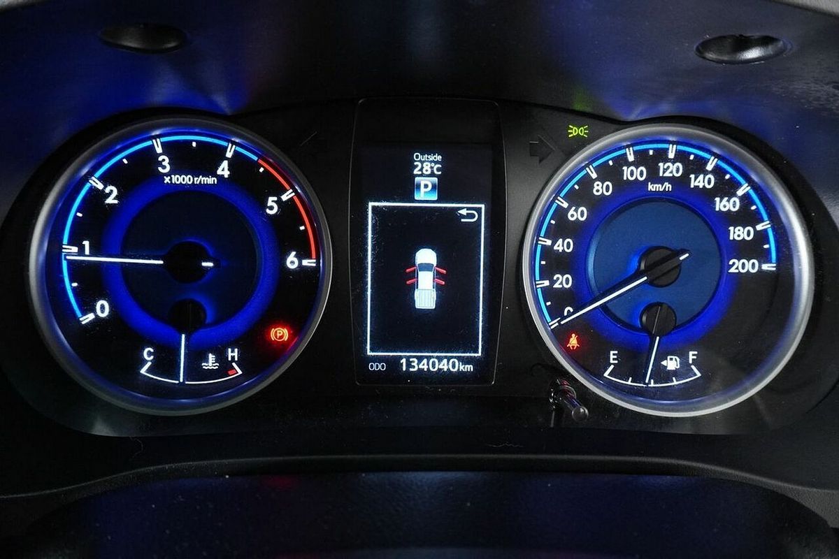 2018 Toyota Hilux SR5 (4x4) GUN126R MY19 4X4