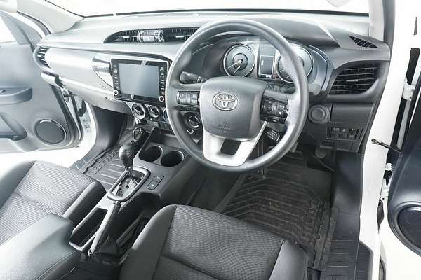 2024 Toyota Hilux SR (4x4) GUN126R 4X4