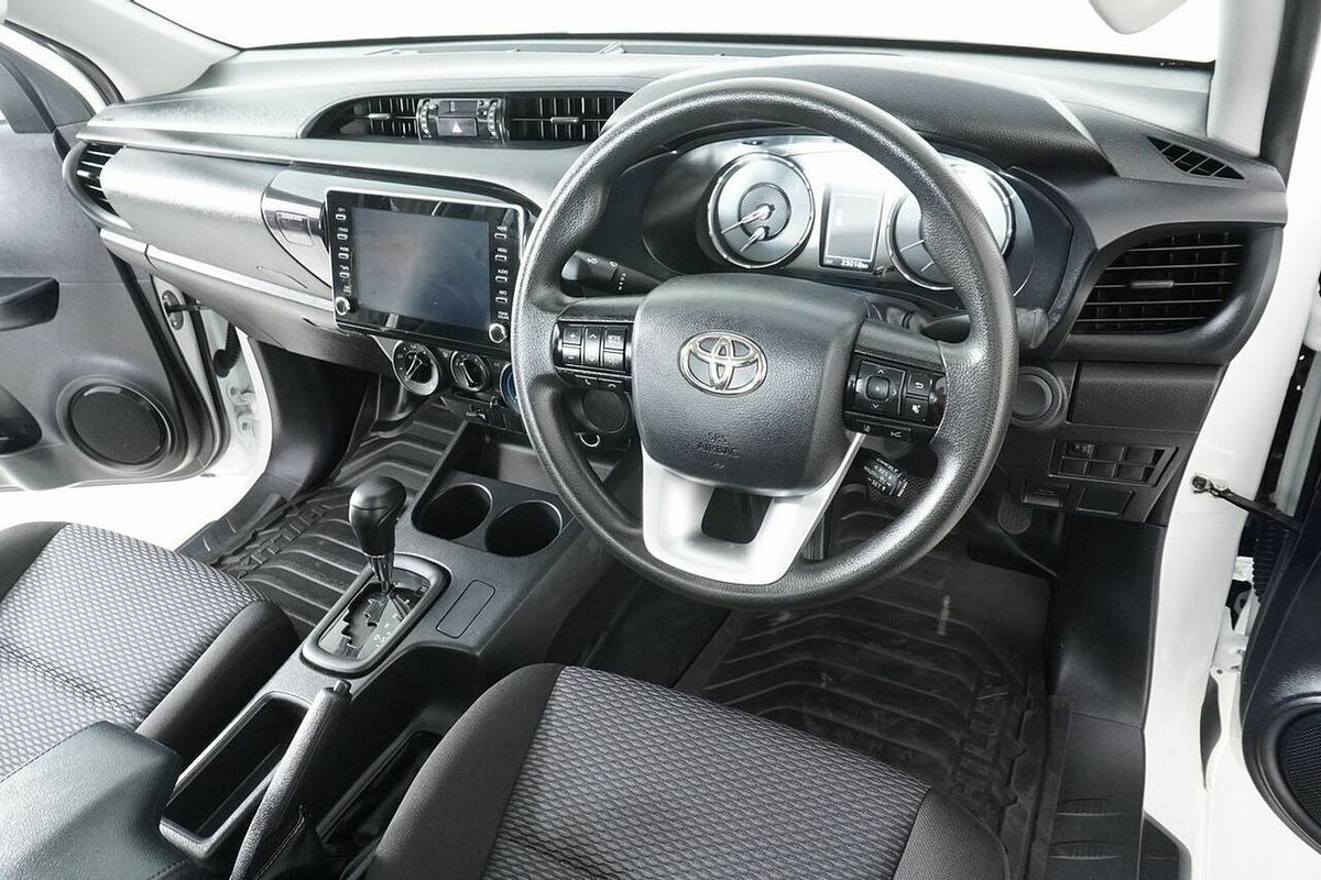 2022 Toyota Hilux Workmate (4x2) TGN121R 4x2