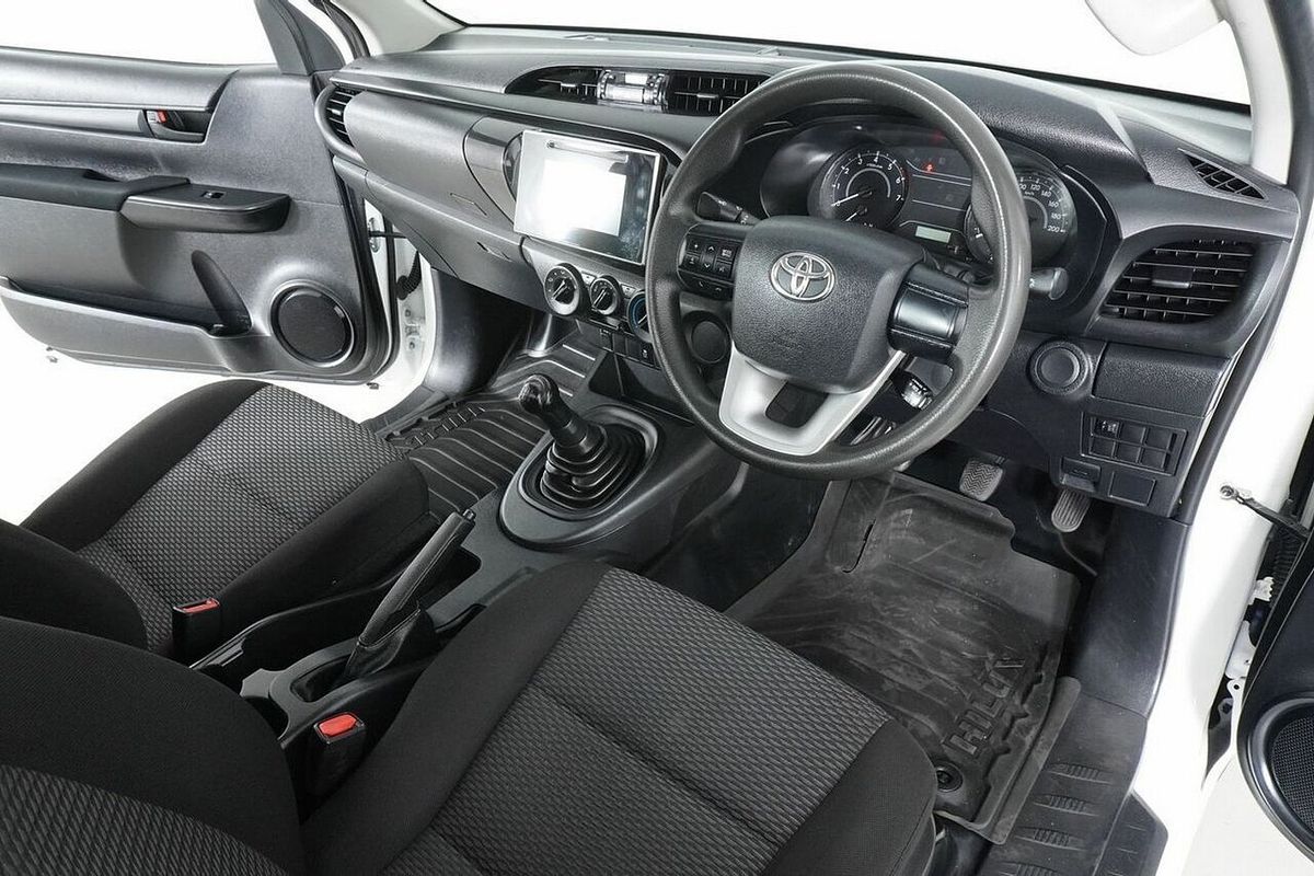 2017 Toyota Hilux Workmate TGN121R Rear Wheel Drive
