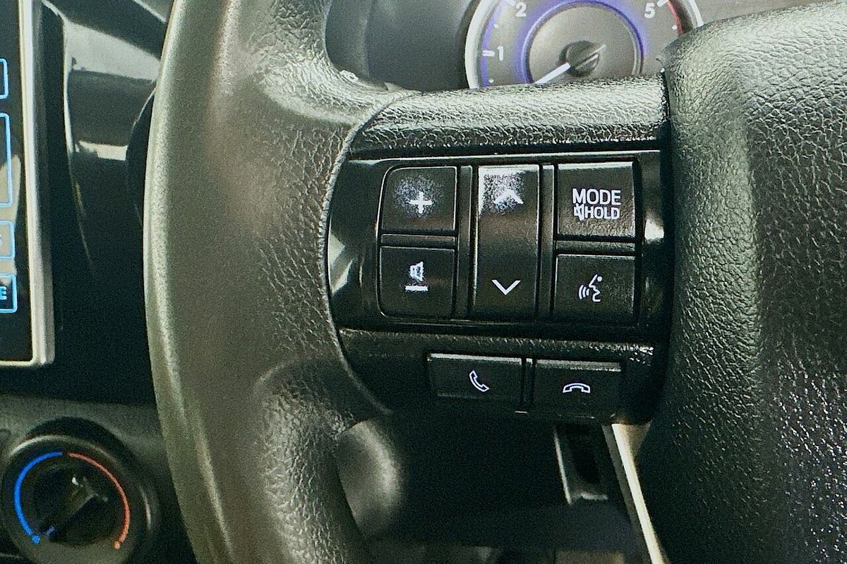 2019 Toyota Hilux SR (4x4) GUN126R MY19 4X4
