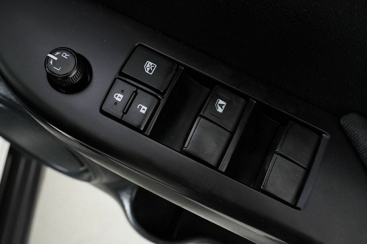 2020 Toyota Hilux SR (4x4) GUN126R MY19 Upgrade 4X4