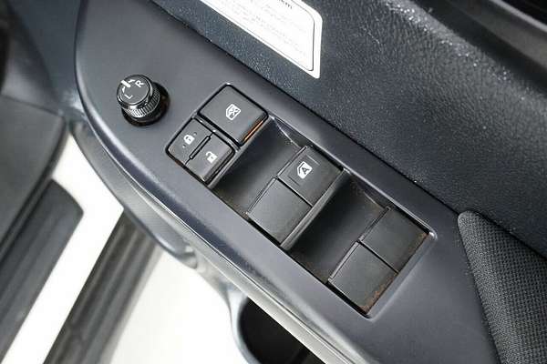 2021 Toyota Hilux SR (4x4) GUN126R Facelift 4X4