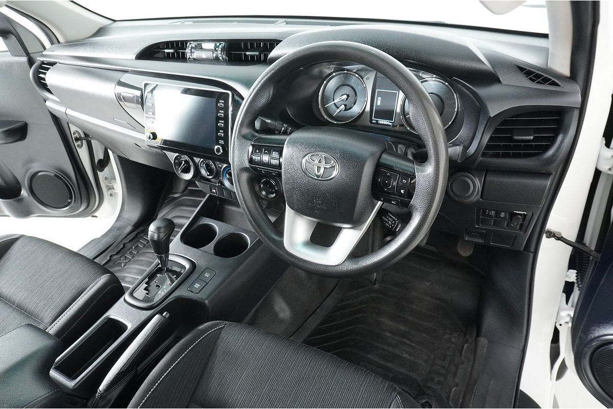 2021 Toyota Hilux SR (4x4) GUN126R 4X4