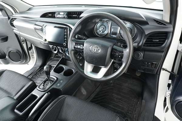 2021 Toyota Hilux SR (4x4) GUN126R 4X4
