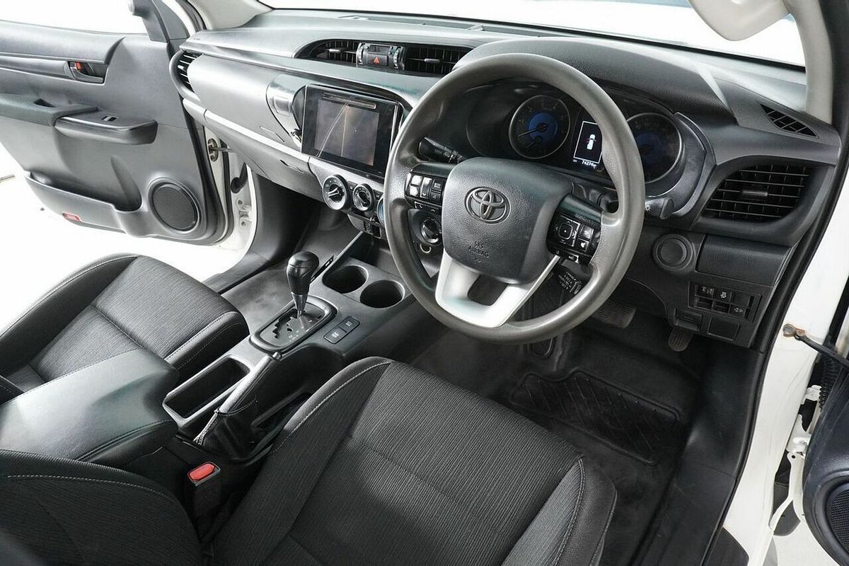 2019 Toyota Hilux SR (4x4) GUN126R MY19 Upgrade 4X4