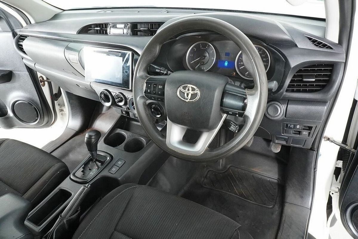 2019 Toyota Hilux SR (4x4) GUN126R MY19 4X4