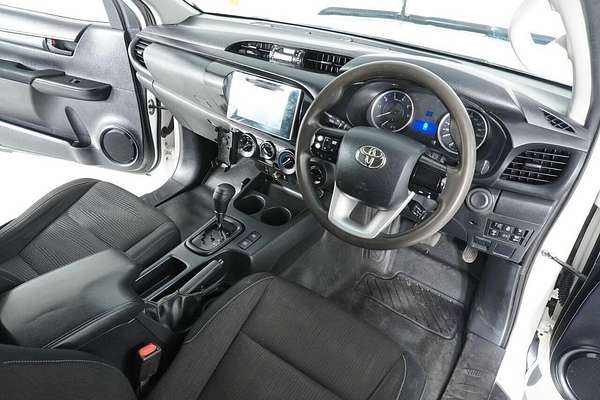 2019 Toyota Hilux SR (4x4) GUN126R MY19 4X4