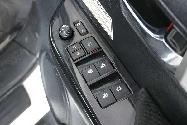 2021 Toyota Hilux SR5 (4x4) GUN126R Facelift 4X4