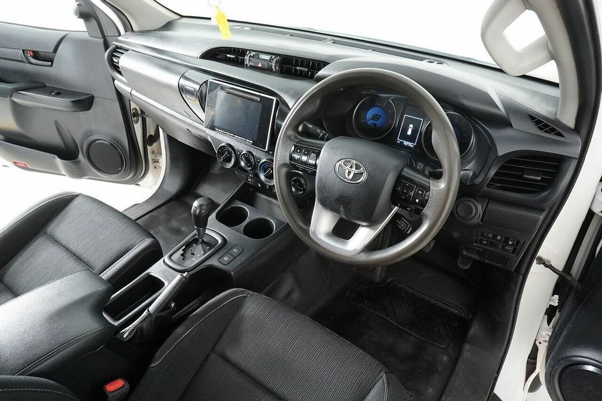 2019 Toyota Hilux SR (4x4) GUN126R MY19 Upgrade 4X4