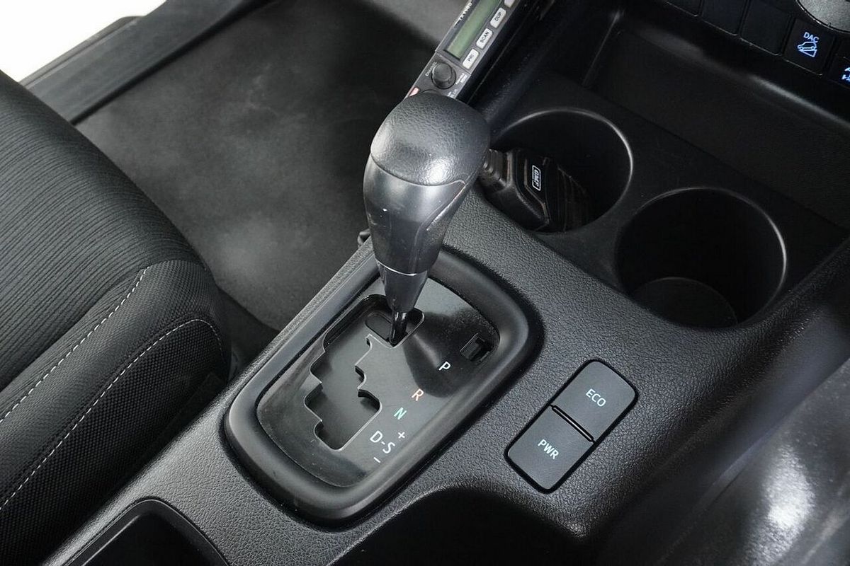 2021 Toyota Hilux SR (4x4) GUN126R Facelift 4X4