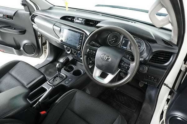 2021 Toyota Hilux SR (4x4) GUN126R Facelift 4X4