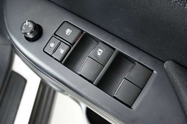 2024 Toyota Hilux SR (4x4) GUN126R 4X4