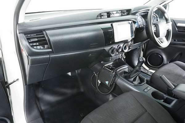 2018 Toyota Hilux SR (4x4) GUN126R MY19 4X4