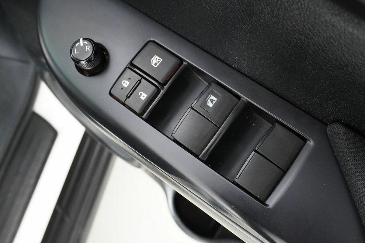 2023 Toyota Hilux SR (4x4) GUN126R 4X4