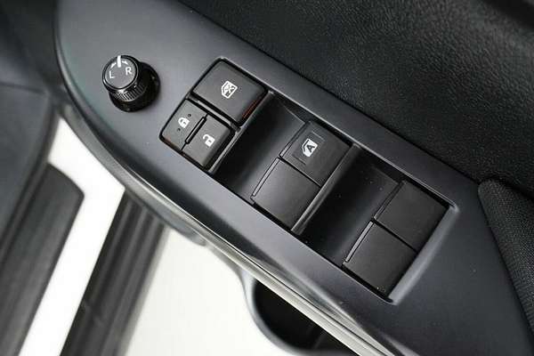 2023 Toyota Hilux SR (4x4) GUN126R 4X4