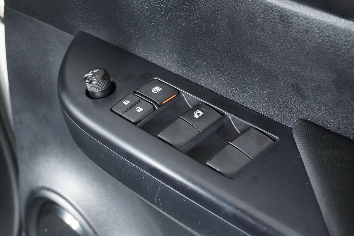 2023 Toyota Hilux SR (4x4) GUN126R 4X4