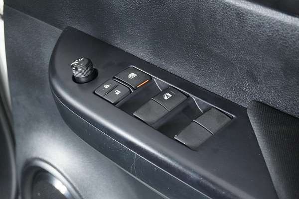2023 Toyota Hilux SR (4x4) GUN126R 4X4