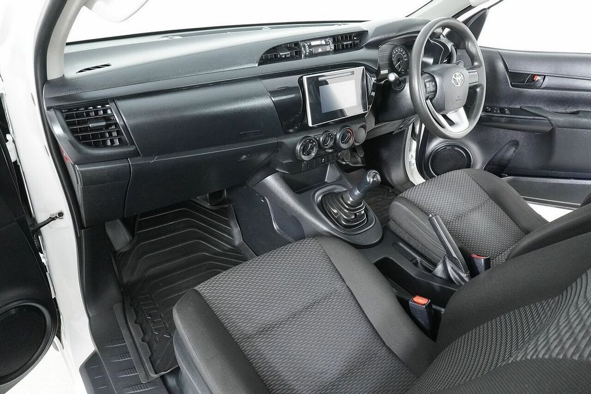 2017 Toyota Hilux Workmate TGN121R Rear Wheel Drive