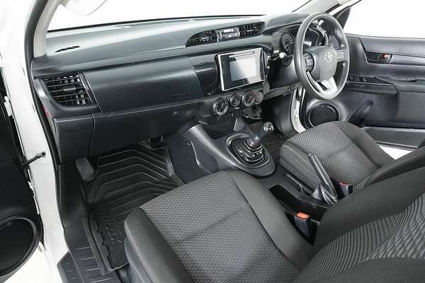 2017 Toyota Hilux Workmate TGN121R Rear Wheel Drive