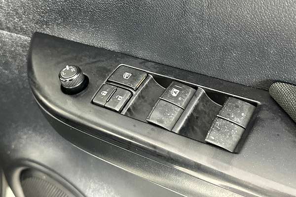 2019 Toyota Hilux SR (4x4) GUN126R MY19 4X4