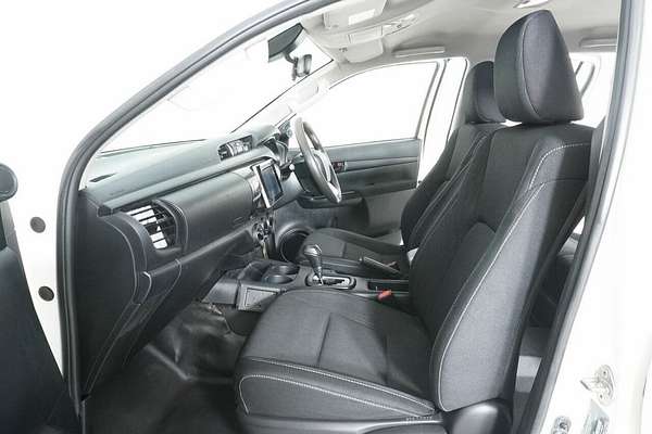 2020 Toyota Hilux SR (4x4) GUN126R MY19 Upgrade 4X4