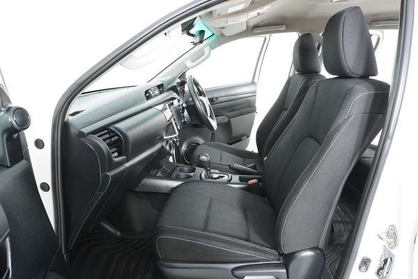 2021 Toyota Hilux SR (4x4) GUN126R 4X4