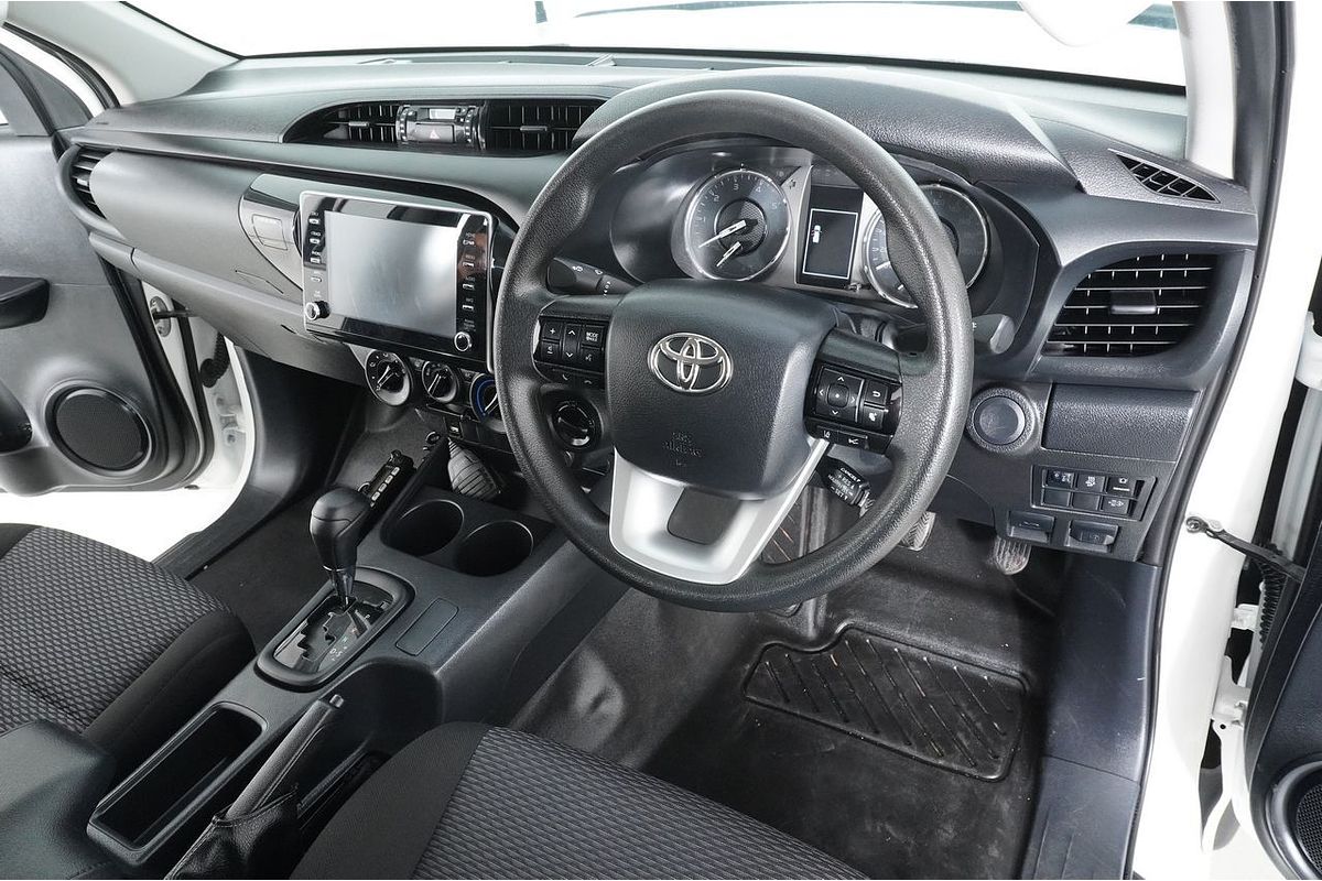 2021 Toyota Hilux Workmate (4x4) GUN125R Facelift 4X4