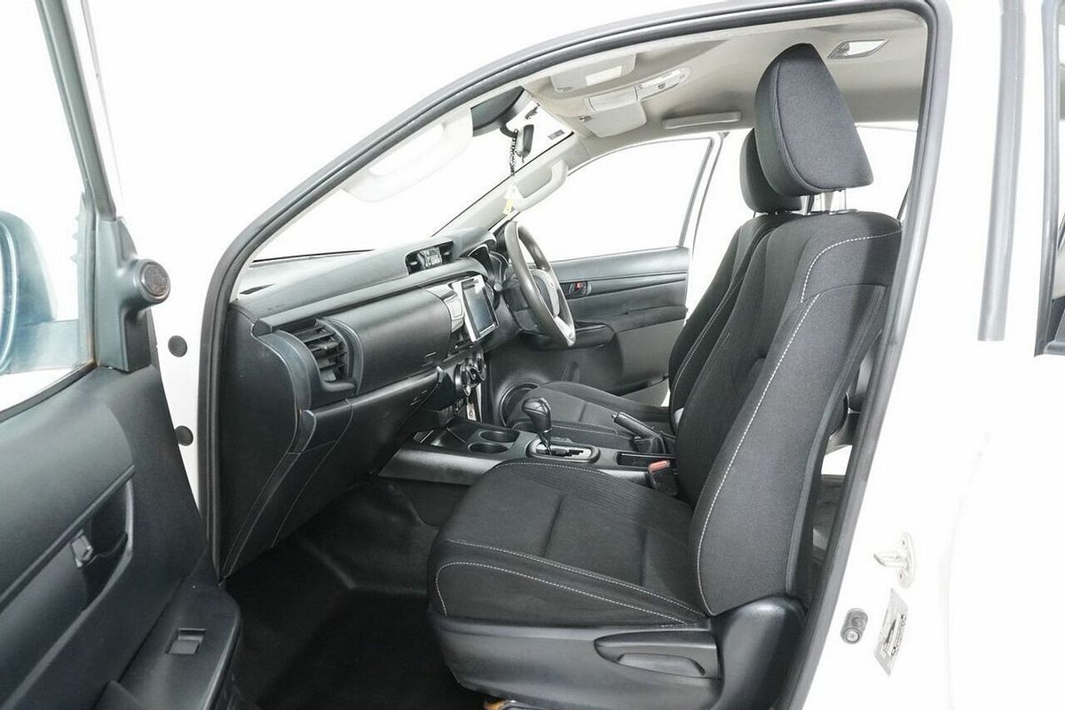 2019 Toyota Hilux SR (4x4) GUN126R MY19 Upgrade 4X4