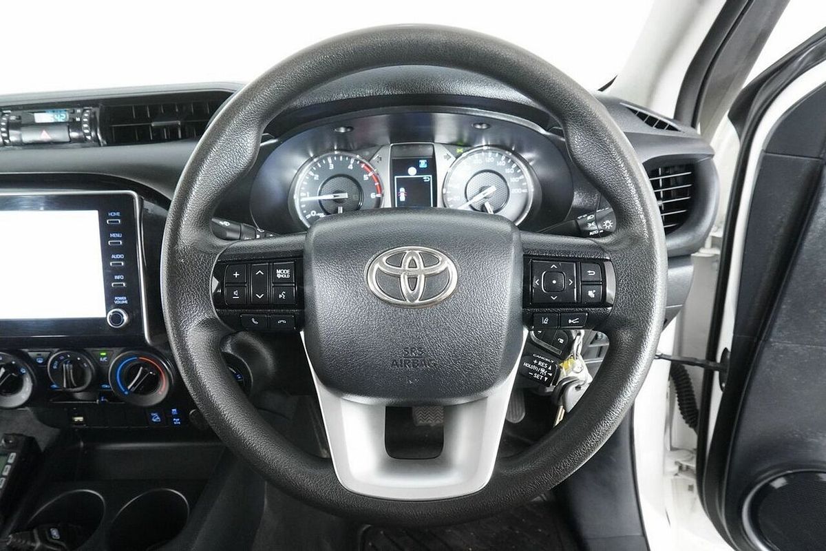 2021 Toyota Hilux SR (4x4) GUN126R Facelift 4X4